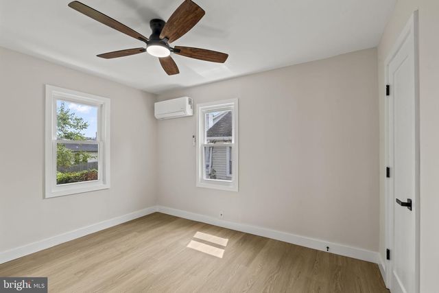 137 ARDSLEY AVE, Trenton, NJ 08638
