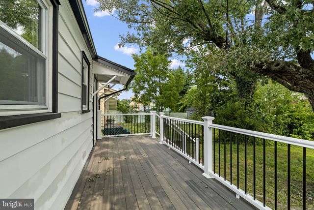 137 ARDSLEY AVE, Trenton, NJ 08638