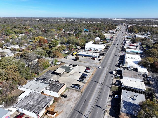 4400 NE 28th Street, Haltom City, TX 76117