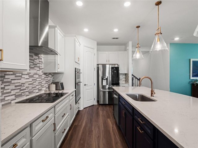 9594 RALLY SPRING LOOP, Wesley Chapel, FL 33545