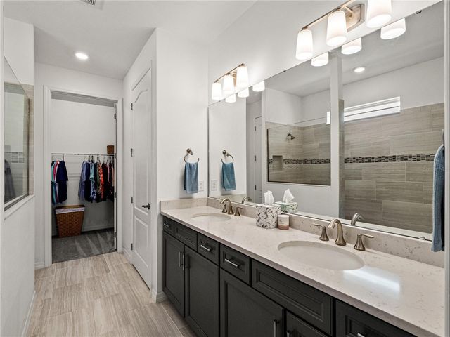 9594 RALLY SPRING LOOP, Wesley Chapel, FL 33545