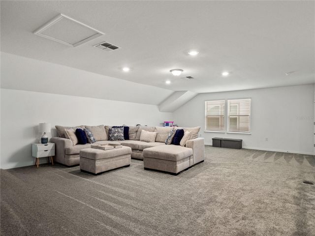 9594 RALLY SPRING LOOP, Wesley Chapel, FL 33545