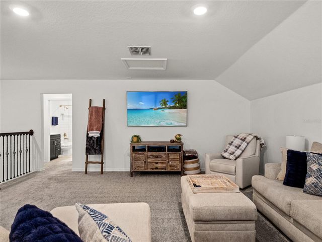 9594 RALLY SPRING LOOP, Wesley Chapel, FL 33545