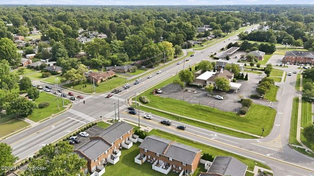 1366 Herr Ln, Louisville, KY 40222