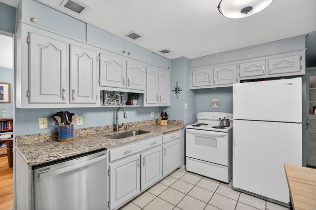 91 Highview Terrace, Middletown, CT 06457