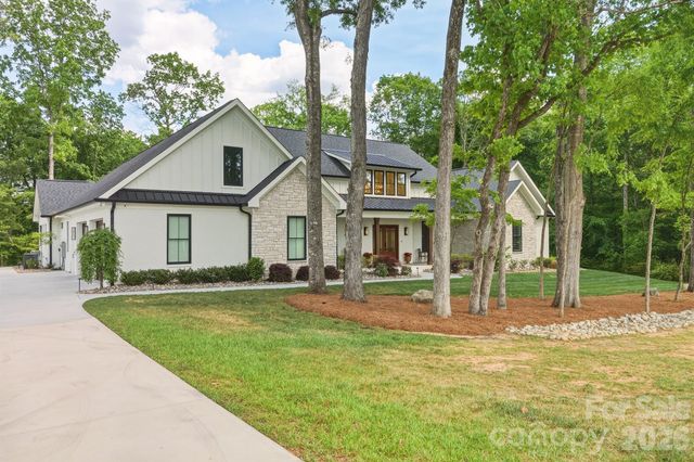 2855 Long Run Farm Road, Mount Pleasant, NC 28124