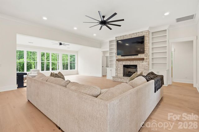 2855 Long Run Farm Road, Mount Pleasant, NC 28124
