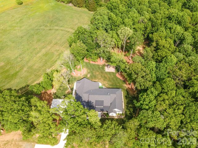 2855 Long Run Farm Road, Mount Pleasant, NC 28124