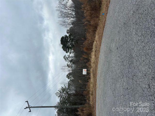 4853 33rd Street Court NE, Hickory, NC 28601