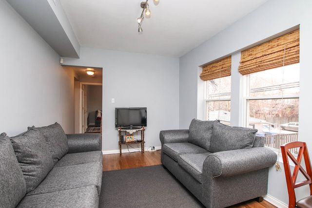 1626 W FARWELL Avenue 1F, Chicago, IL 60626