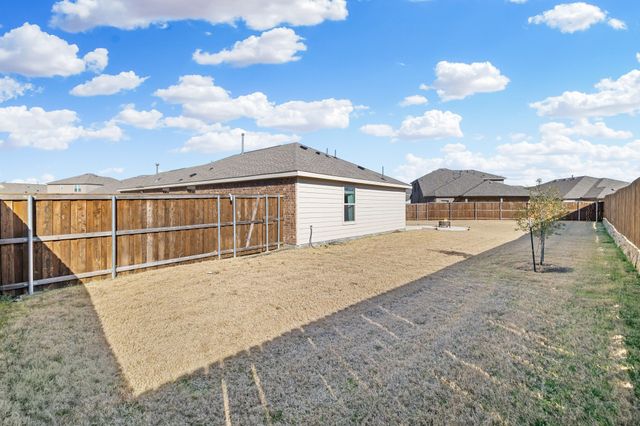 14164 Danesdale Drive, Pilot Point, TX 76258