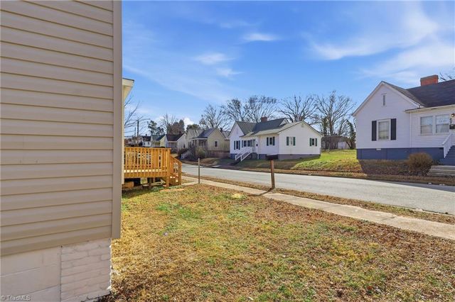 408 Seaman Street, Winston-salem, NC 27103