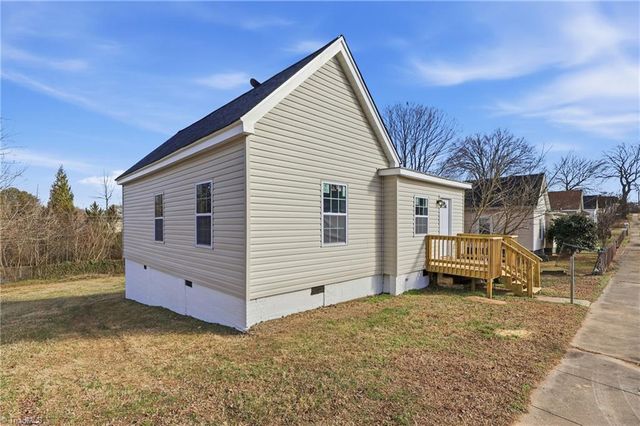 408 Seaman Street, Winston-salem, NC 27103