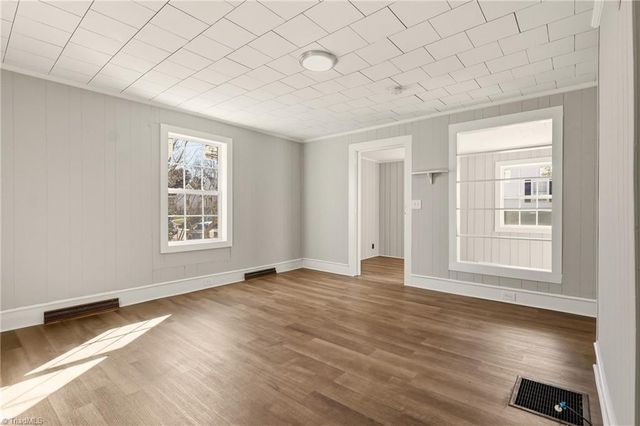 408 Seaman Street, Winston-salem, NC 27103