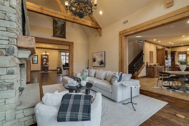 2412 NE 131st Place, Edmond, OK 73013