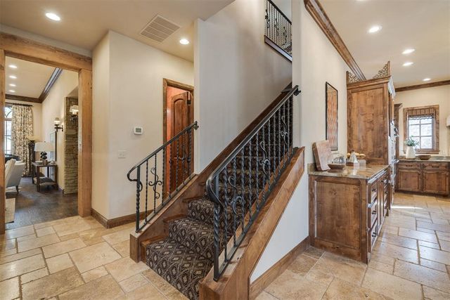 2412 NE 131st Place, Edmond, OK 73013