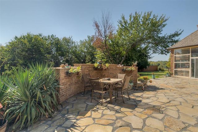 2412 NE 131st Place, Edmond, OK 73013