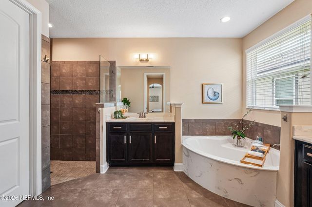 3859 ARBOR MILL Circle, Orange Park, FL 32065