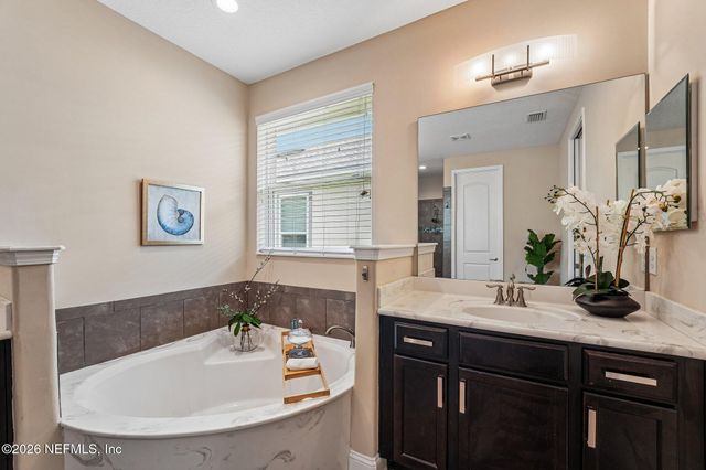 3859 ARBOR MILL Circle, Orange Park, FL 32065