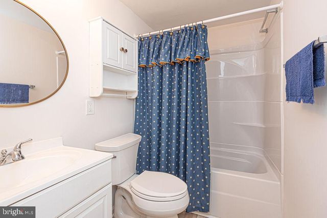 62 NEWPORT DR, Ocean Pines, MD 21811