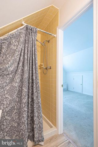 62 NEWPORT DR, Ocean Pines, MD 21811