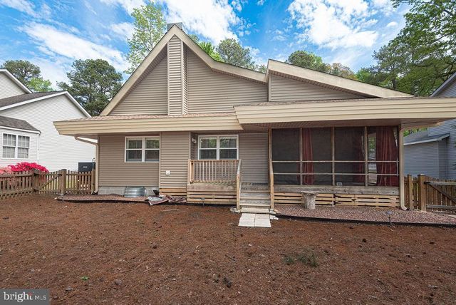 62 NEWPORT DR, Ocean Pines, MD 21811