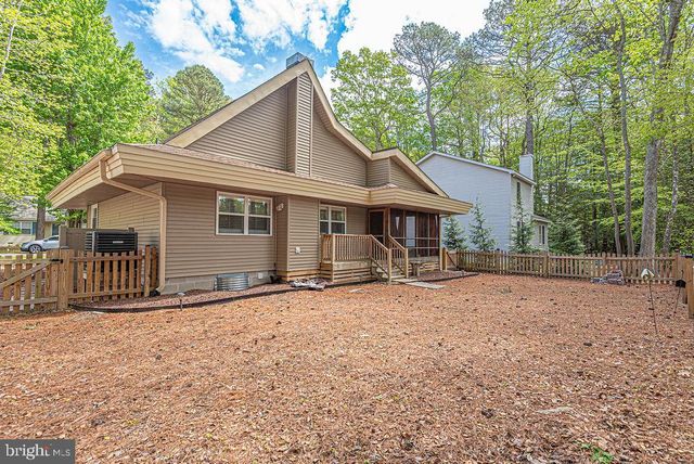 62 NEWPORT DR, Ocean Pines, MD 21811