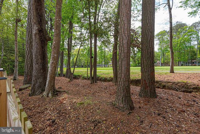 62 NEWPORT DR, Ocean Pines, MD 21811
