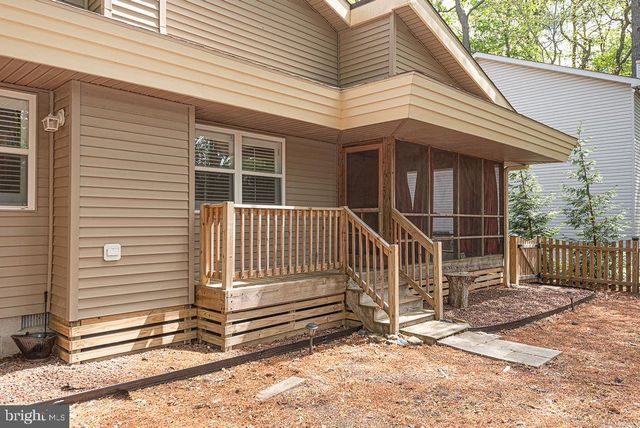62 NEWPORT DR, Ocean Pines, MD 21811
