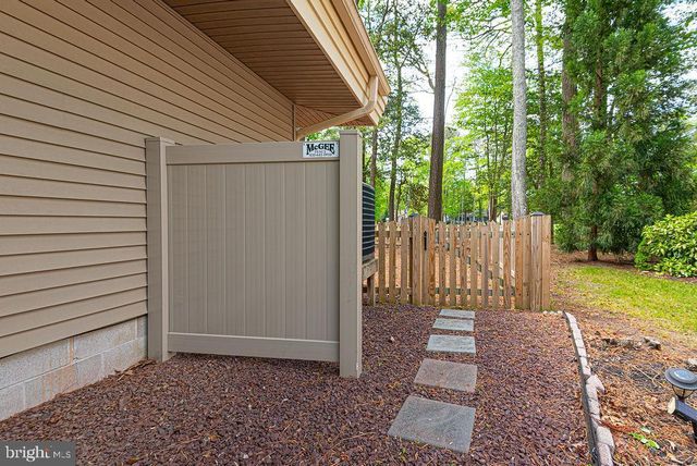62 NEWPORT DR, Ocean Pines, MD 21811