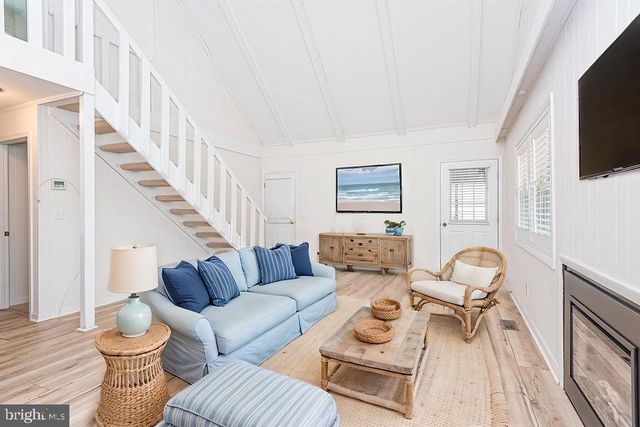 62 NEWPORT DR, Ocean Pines, MD 21811