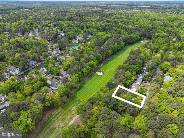 62 NEWPORT DR, Ocean Pines, MD 21811