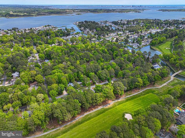 62 NEWPORT DR, Ocean Pines, MD 21811