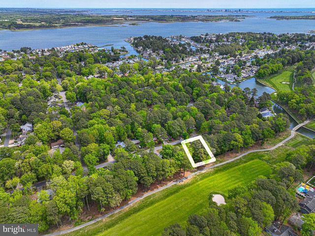 62 NEWPORT DR, Ocean Pines, MD 21811