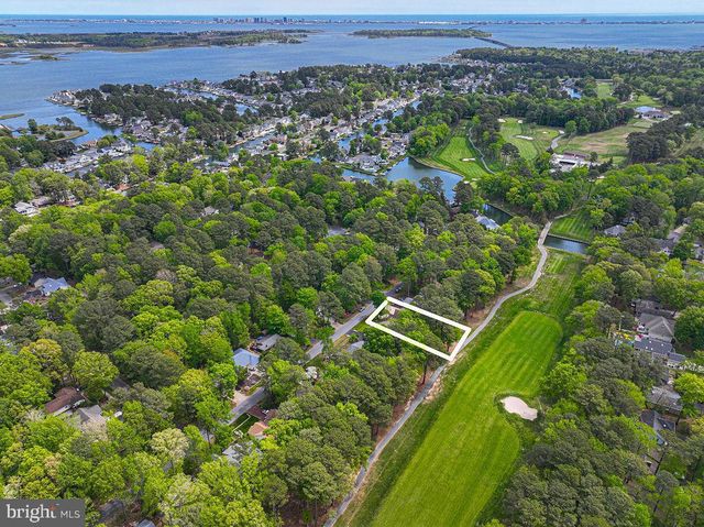 62 NEWPORT DR, Ocean Pines, MD 21811