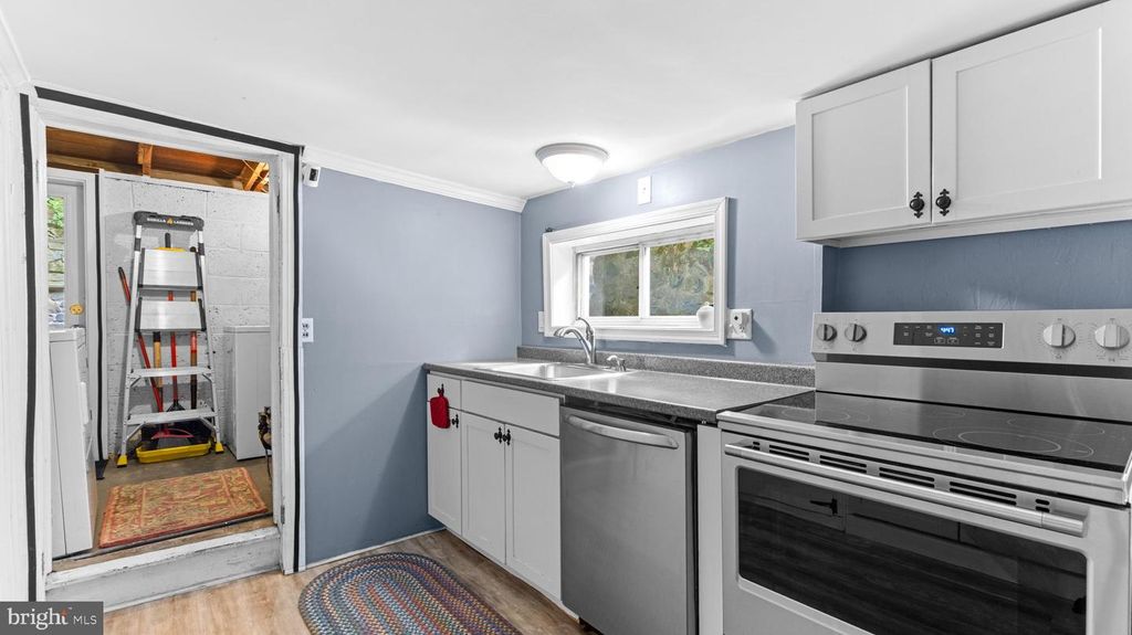 Image 16 of property listing at 5025 WETHEREDSVILLE RD, Baltimore, MD 21207