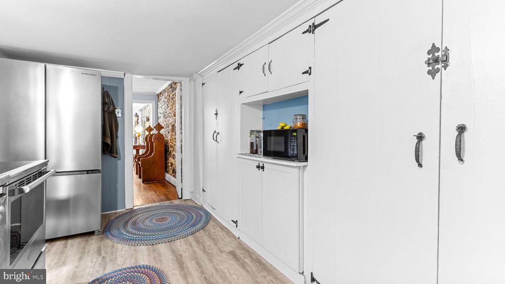 Image 20 of property listing at 5025 WETHEREDSVILLE RD, Baltimore, MD 21207