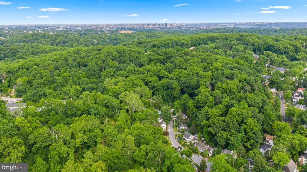 Image 57 of property listing at 5025 WETHEREDSVILLE RD, Baltimore, MD 21207