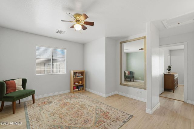 8820 E Dartmouth Street, Mesa, AZ 85207