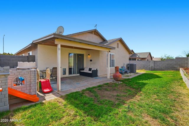 8820 E Dartmouth Street, Mesa, AZ 85207