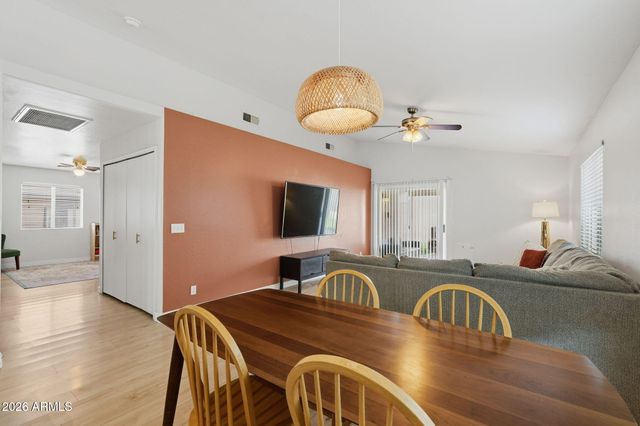 8820 E Dartmouth Street, Mesa, AZ 85207