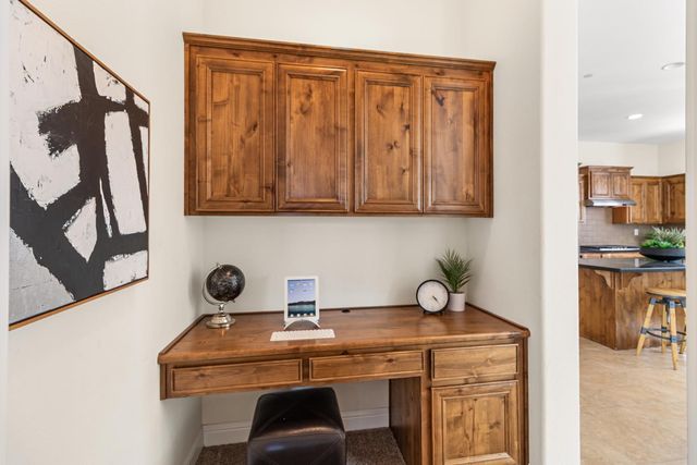 1508 Syracuse Dr, Rocklin, CA 95765