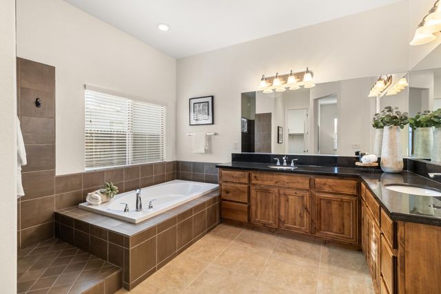 1508 Syracuse Dr, Rocklin, CA 95765