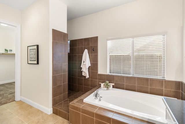 1508 Syracuse Dr, Rocklin, CA 95765