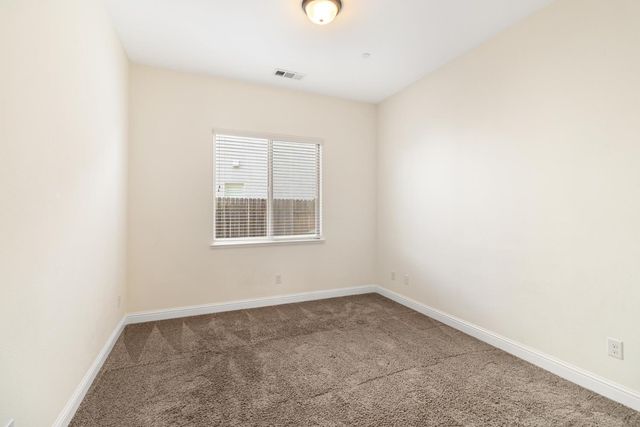 1508 Syracuse Dr, Rocklin, CA 95765