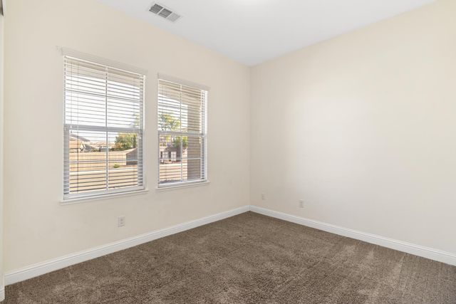 1508 Syracuse Dr, Rocklin, CA 95765