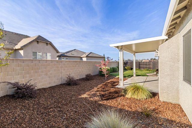 1508 Syracuse Dr, Rocklin, CA 95765