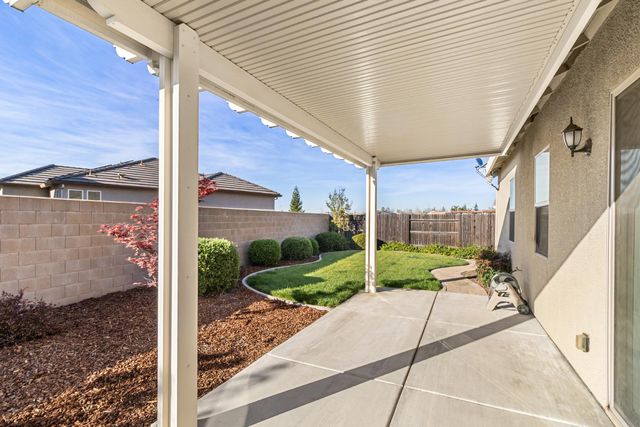 1508 Syracuse Dr, Rocklin, CA 95765