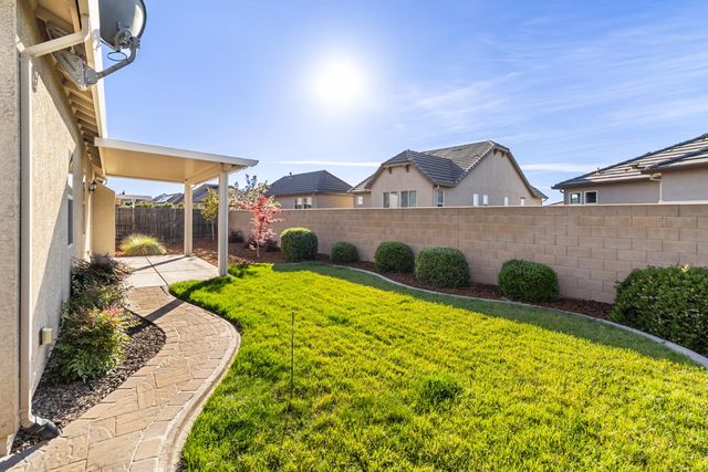 1508 Syracuse Dr, Rocklin, CA 95765