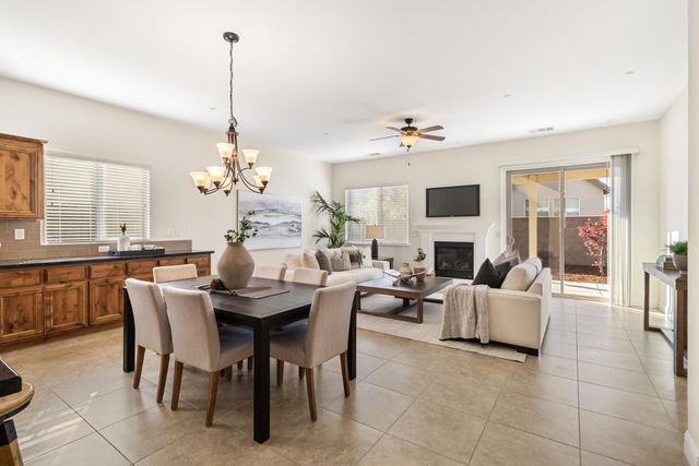 1508 Syracuse Dr, Rocklin, CA 95765